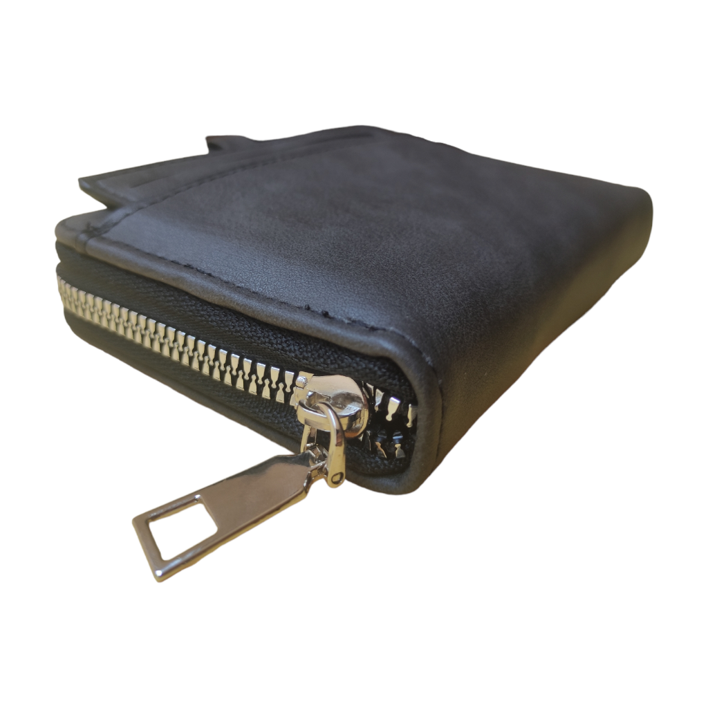 Billetera para caballero con cierre exterior.Negra