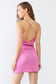 Mini vestido fucsia de malla con estampado geométrico sin mangas con tiras cruzadas y espalda abierta